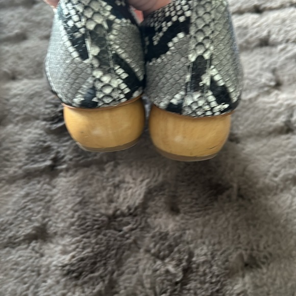 Jeffrey Campbell snakeskin modern heel pointy toe size 8 - Picture 2 of 7
